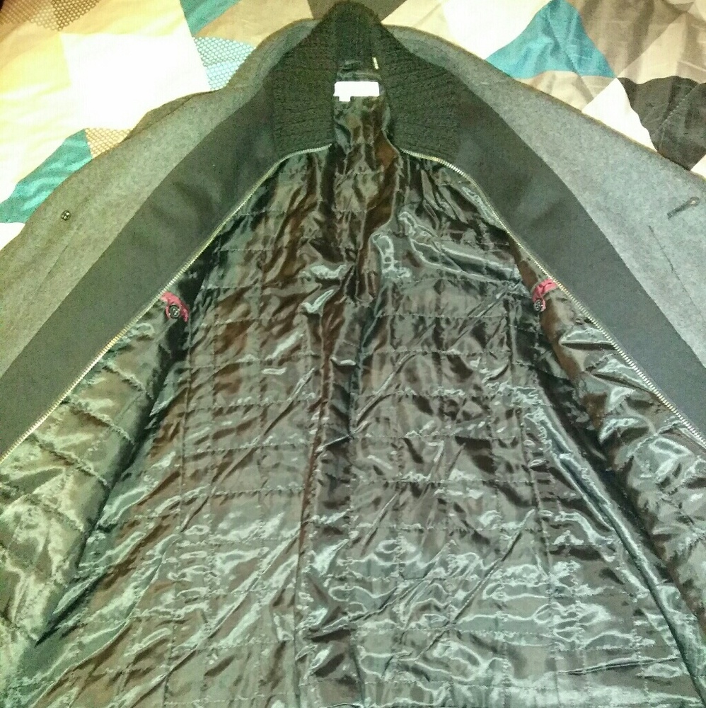 Jacket/Coat - Picture 2 of 3